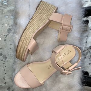 Sole Society platform shoes in dusty pink, size 7.5